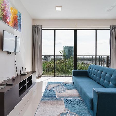 Netflix Studio @ Trefoil Setia City Setia Alam Esterno foto